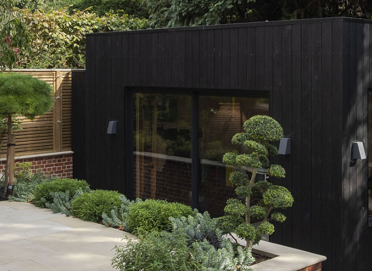 The grove garden room