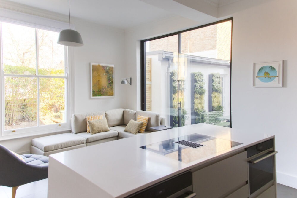 London-contemporary-courtyard-extension